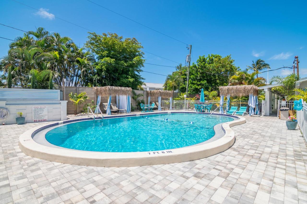 Latitude 26 Waterfront Boutique Resort - Fort Myers Beach Exterior photo